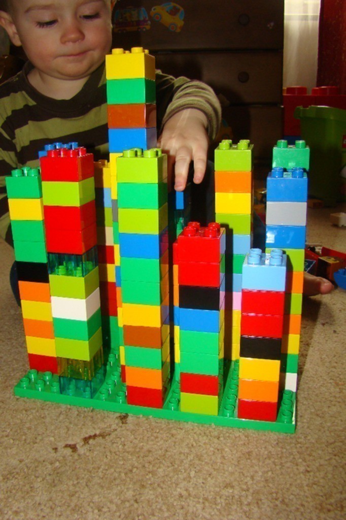 7 игр в Лего: креативный подход к любимому конструктору