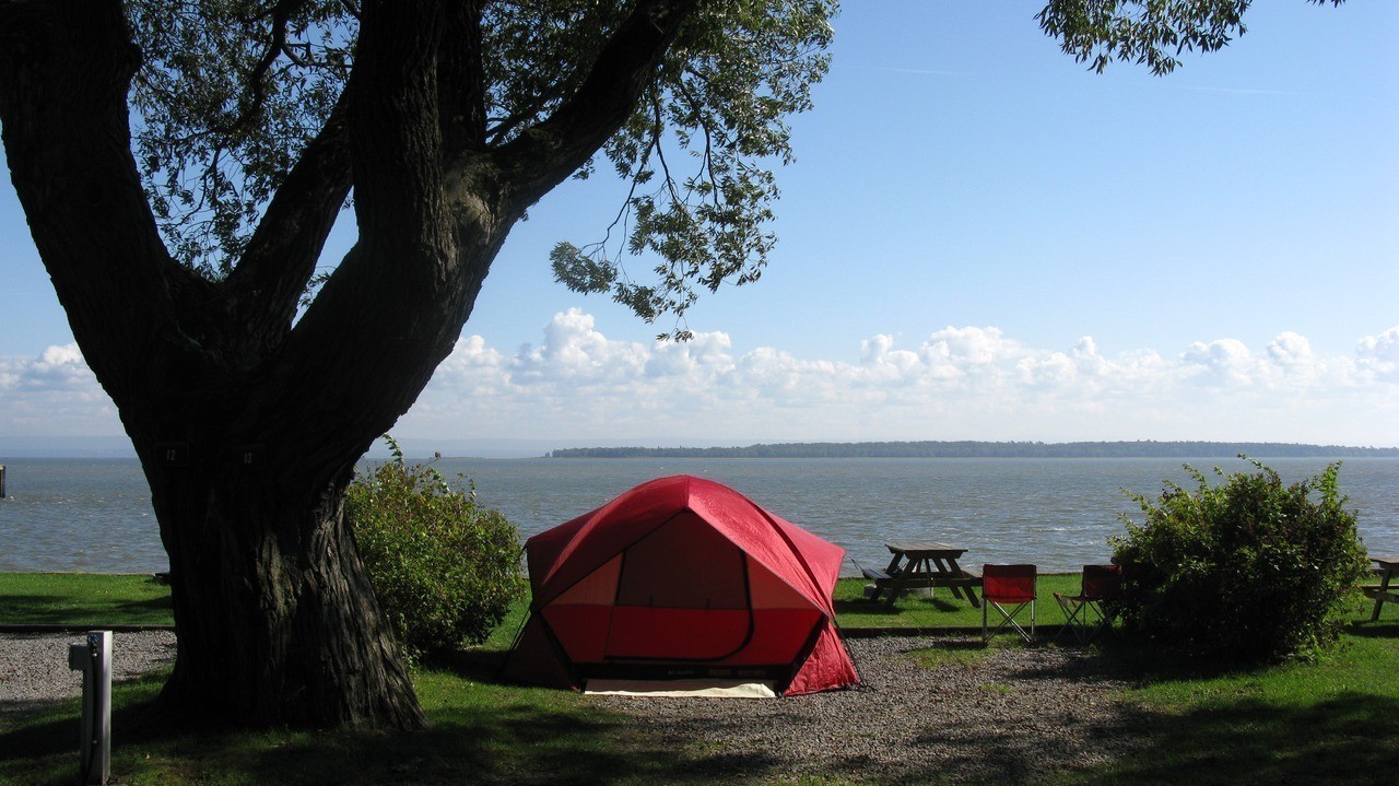 Путешествия с палаткой: преимущества и недостатки